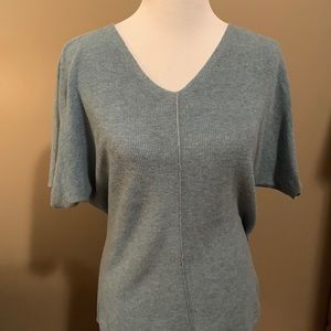 Lou&Grey lightweight short sleeve sweater. EUC